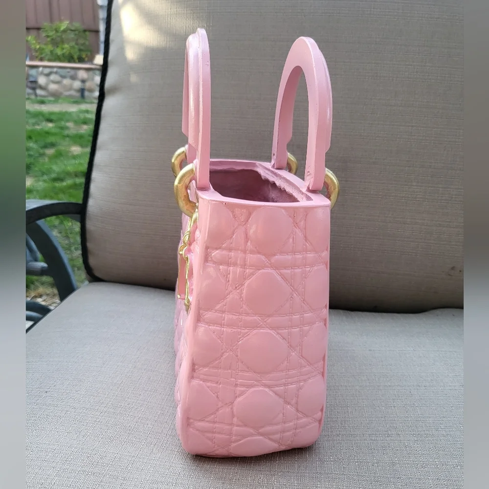 Luxury Handbag Vase (Pink) - Picture 3 of 4